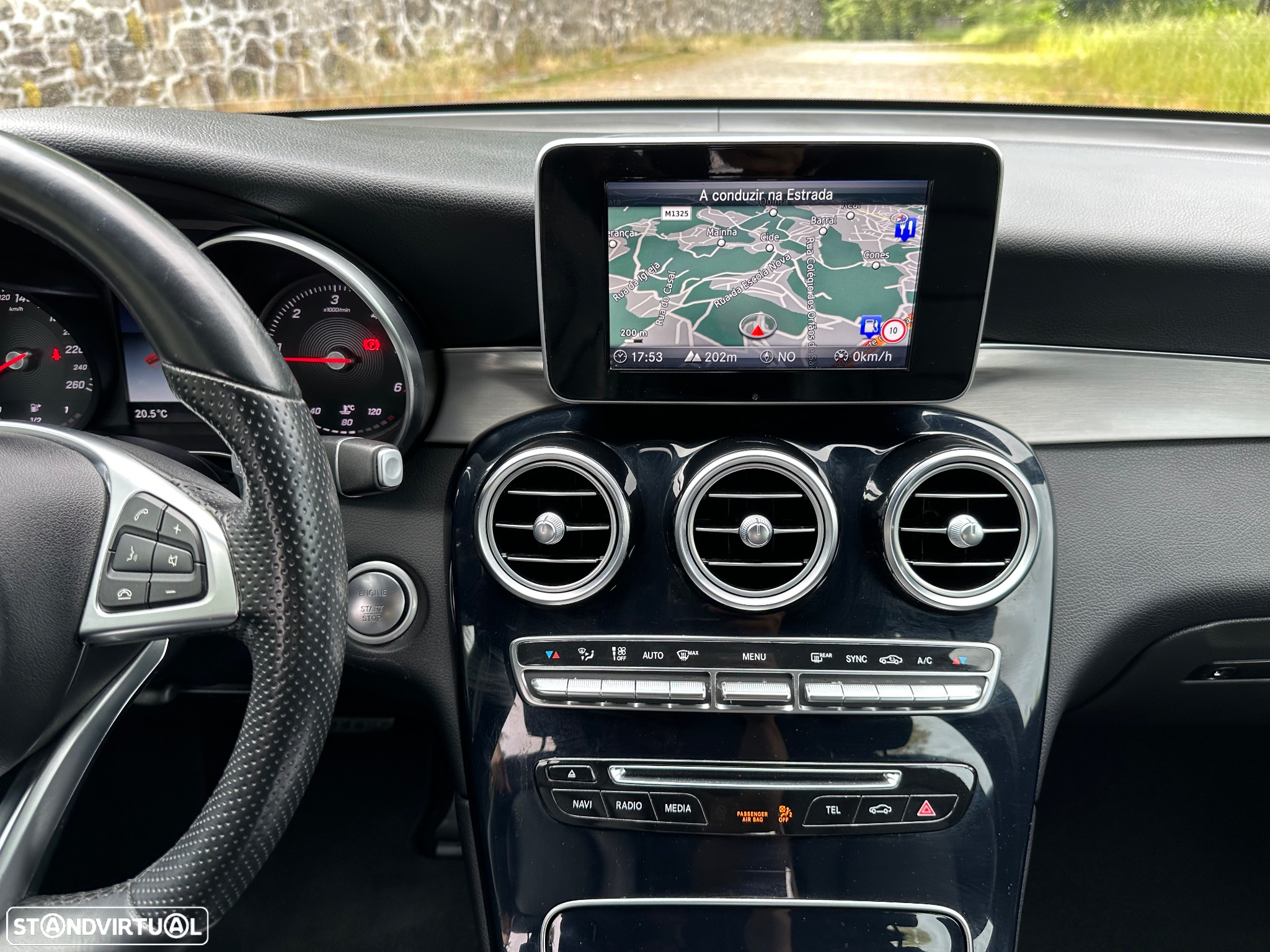 Mercedes-Benz GLC 220 - 33