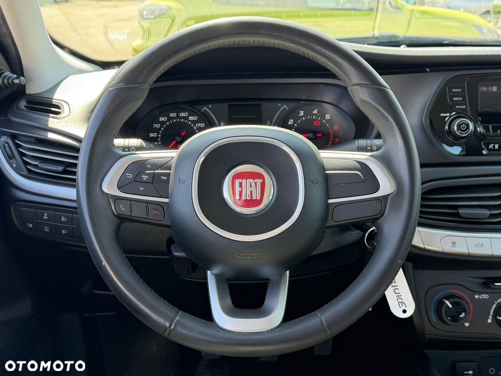 Fiat Tipo 1.4 16v Pop - 12