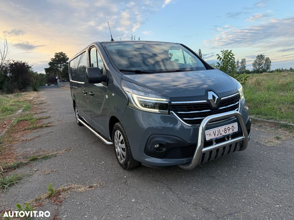 Renault Trafic - 2