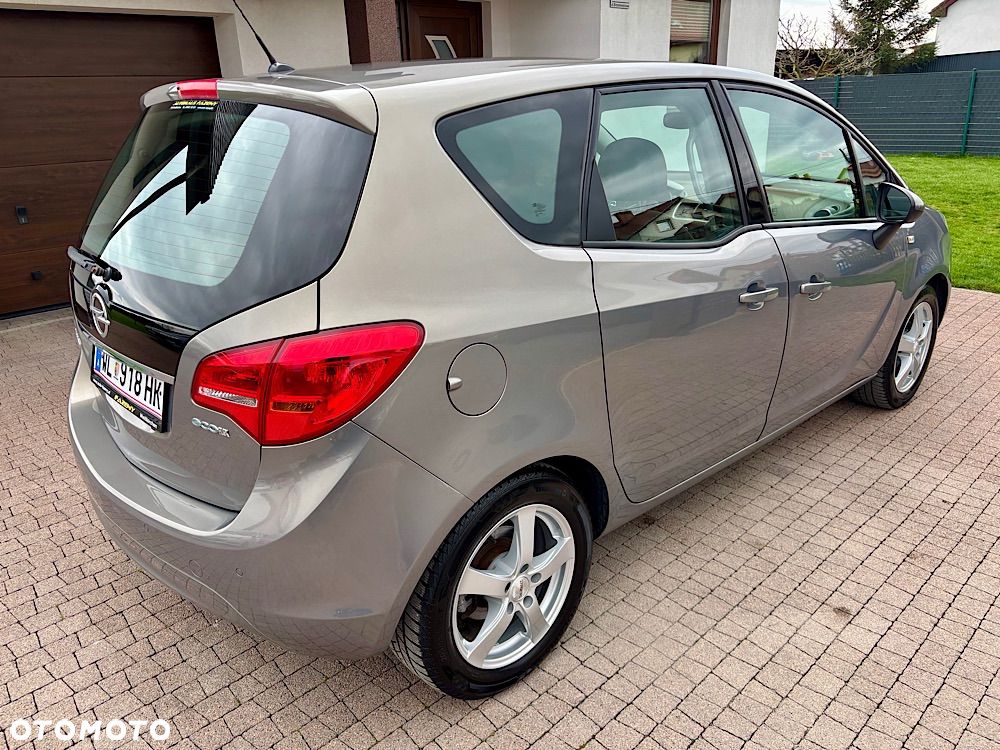 Opel Meriva 1.4 T Cosmo - 9