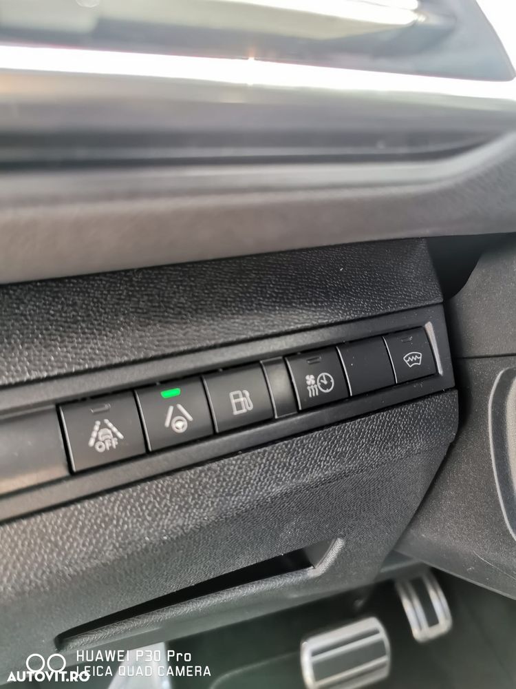 Peugeot 3008 PHEV 300 EAT8 4X4 GT - 5