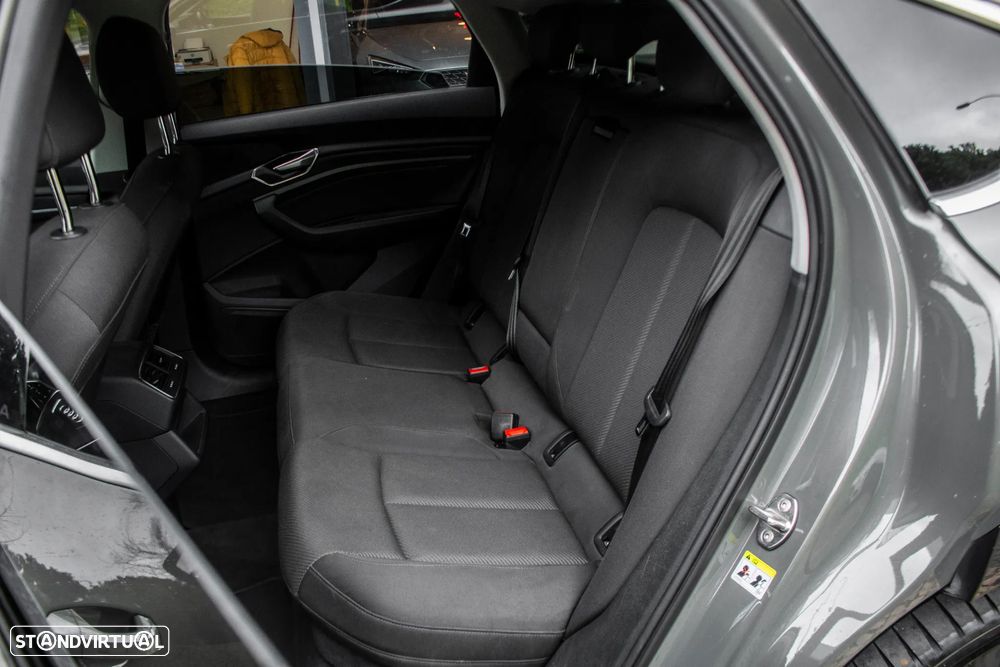 Audi Q8 e-Tron Sportback 55 quattro advanced - 27