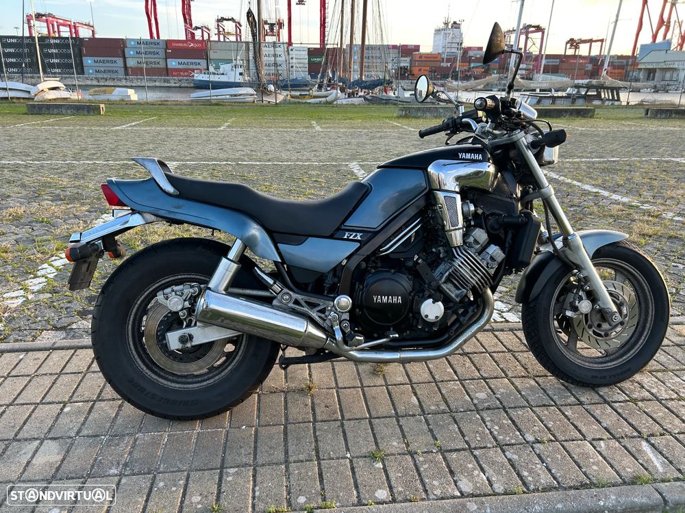 Yamaha FZX - 7