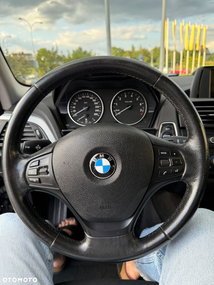 BMW Seria 1 116i - 13