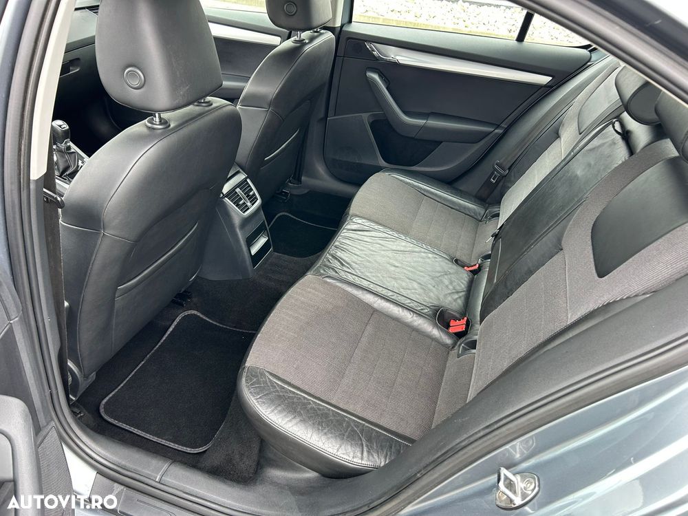 Skoda Octavia 1.2 TSI FAMILY - 10