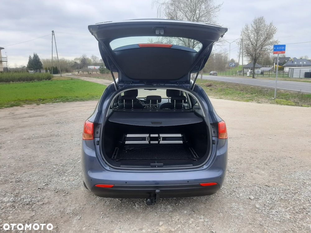 Kia Ceed 1.6 GDI ISG Platinum Edition - 7