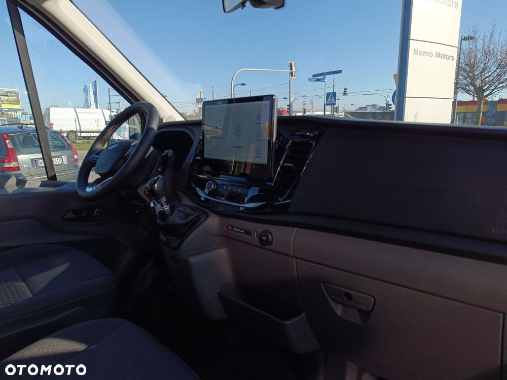 Ford Transit - 21