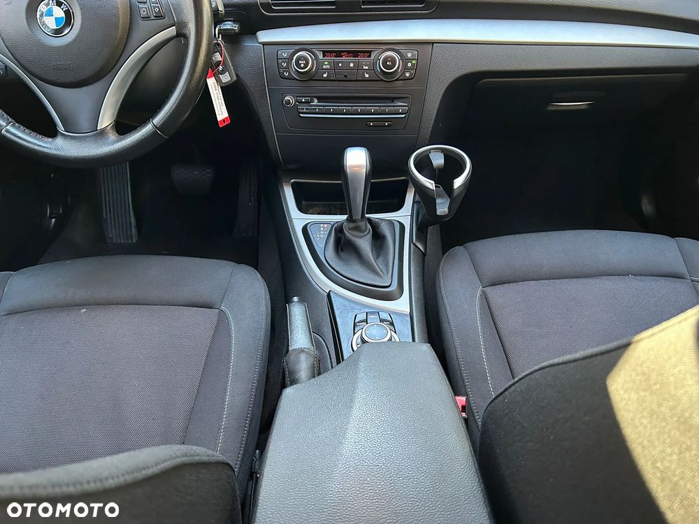 BMW Seria 1 118d - 17