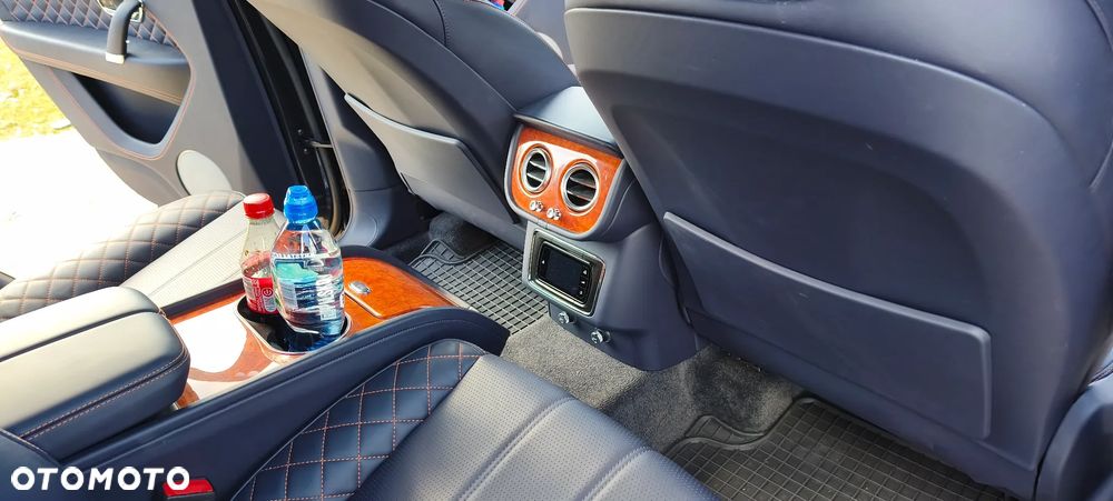 Bentley Bentayga - 15