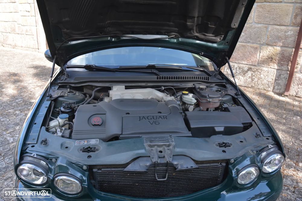 Jaguar X-Type 2.5 Sport Auto. - 15