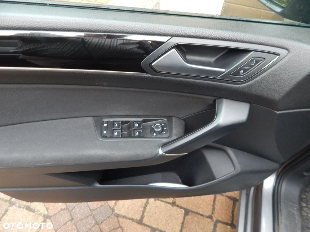 Volkswagen Touran 1.4 TSI BMT Comfortline DSG - 15