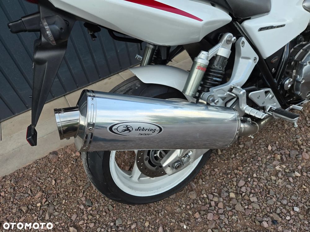 Honda CB - 24