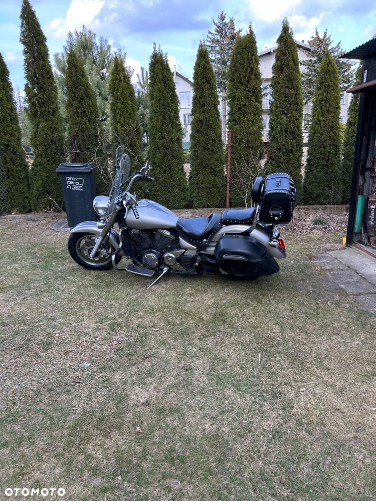Yamaha XVS - 6