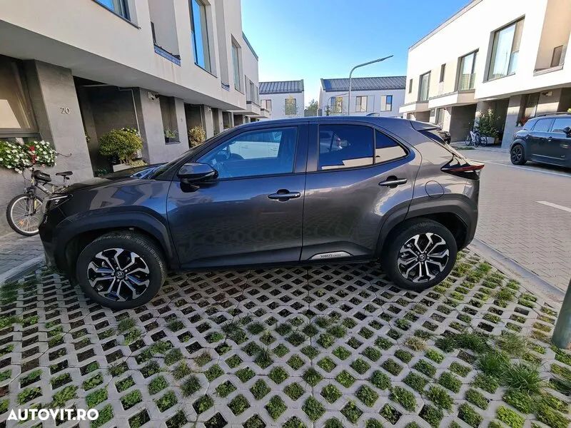 Toyota Yaris Cross 1.5 VVT-i HSD 4x2 Exclusive Elegant - 1