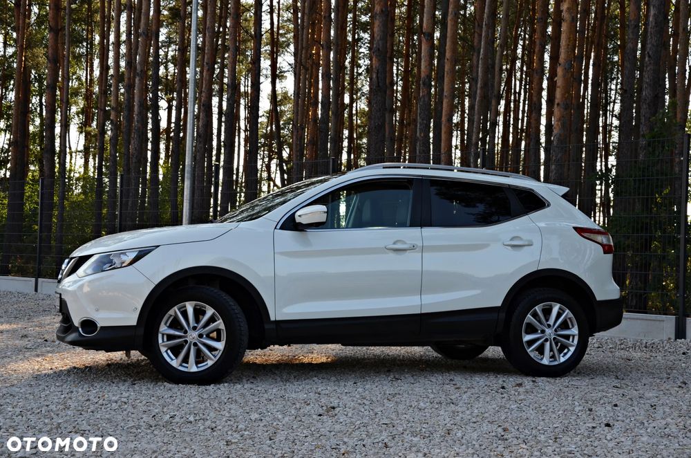 Nissan Qashqai 1.6 DCi 4x4 Tekna - 14