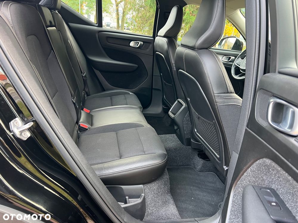 Volvo XC 40 D3 Momentum - 28