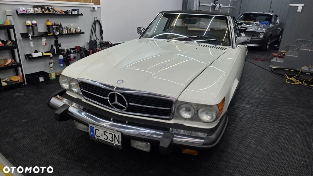 Mercedes-Benz SL - 16