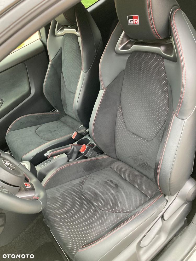 Toyota GR Yaris - 10