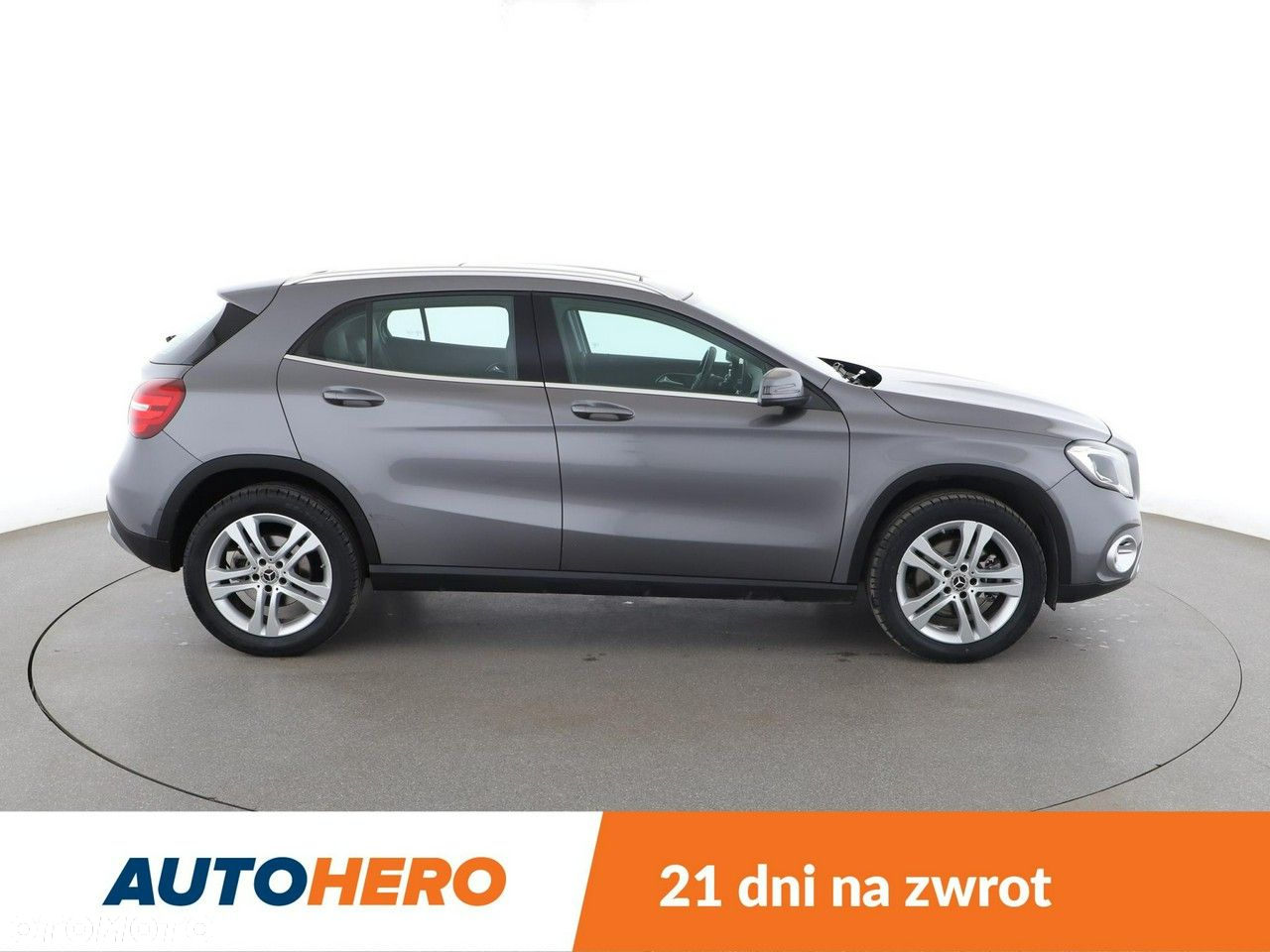 Mercedes-Benz GLA 220 4-Matic Style - 9