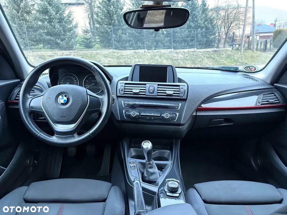 BMW Seria 1 116d Sport Line - 4