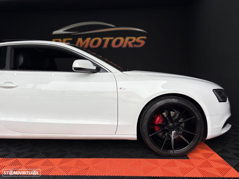 Audi A5 2.0 TDI Multitronic S-line - 24