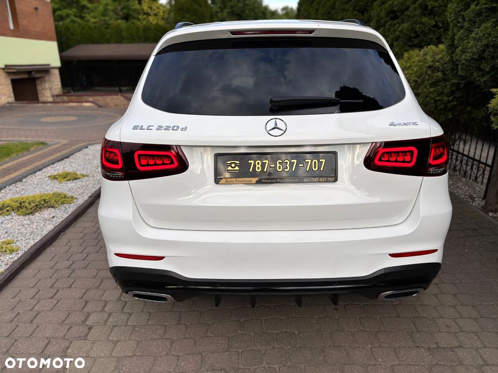 Mercedes-Benz GLC 220 d 4Matic 9G-TRONIC AMG Line - 3