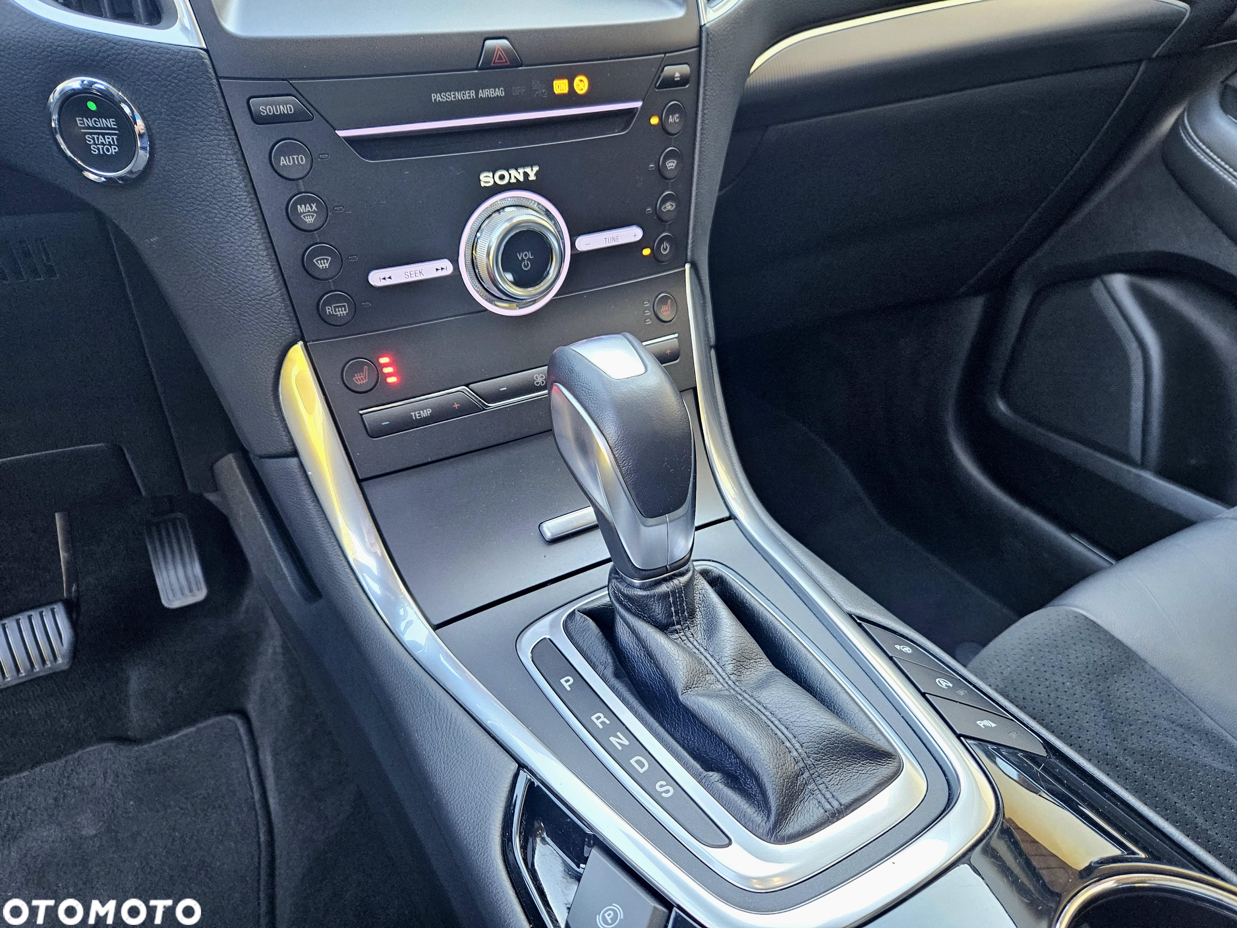 Ford S-Max 2.0 TDCi Bi-Turbo Titanium PowerShift - 27