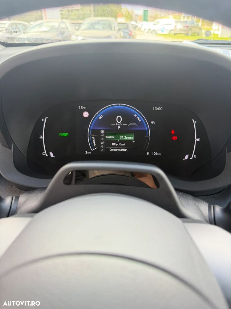 Toyota Yaris Cross 1.5 VVT-i HSD 116 4x2 HEV Business - 13