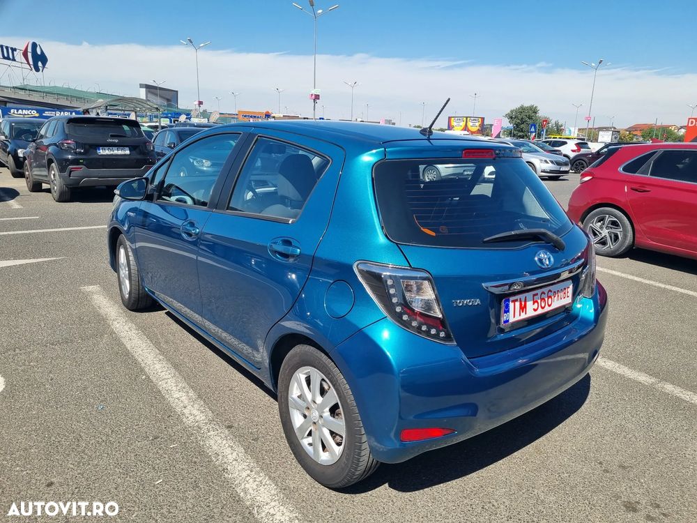Toyota Yaris - 5