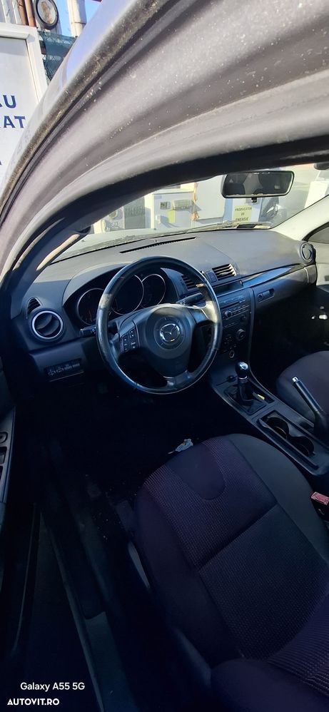 Dezmembrez Mazda 3 BK sedan limuzina - 6