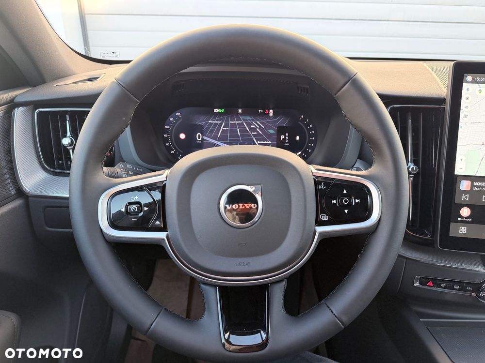 Volvo XC 60 B5 B AWD Plus Black Edition - 9