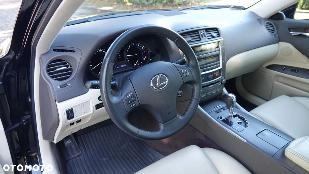 Lexus IS 250 Elegance - 5