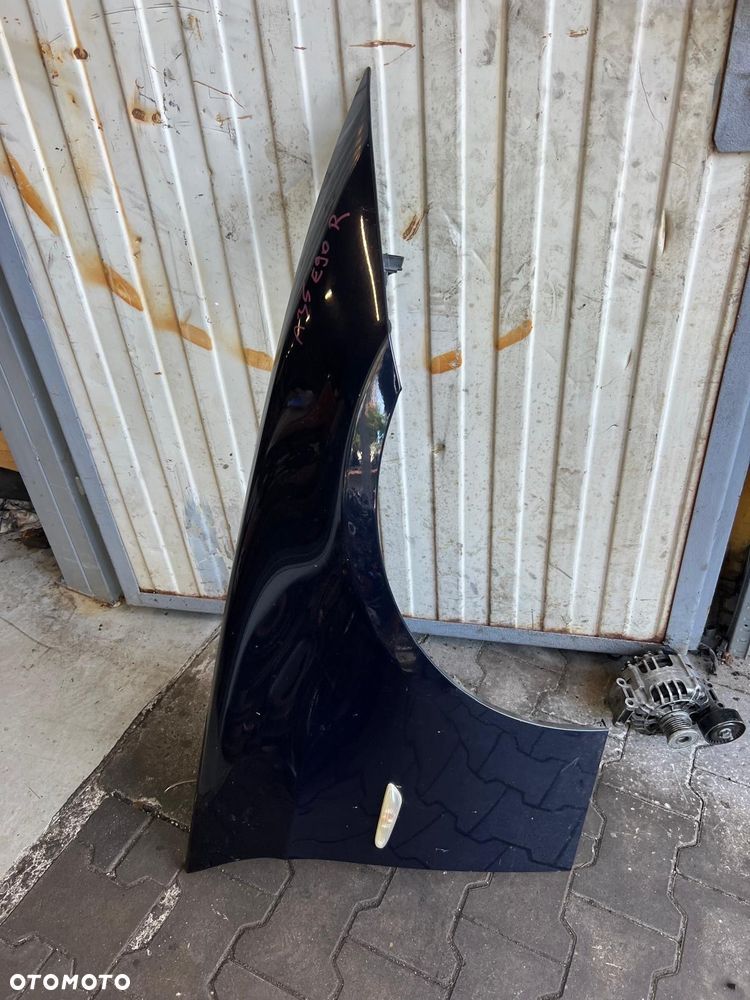 Błotnik prawy e90 e91 Monacoblau A35 Ładny pod kolor ! - 1