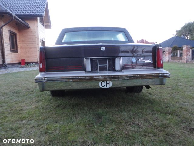 Cadillac Deville - 6