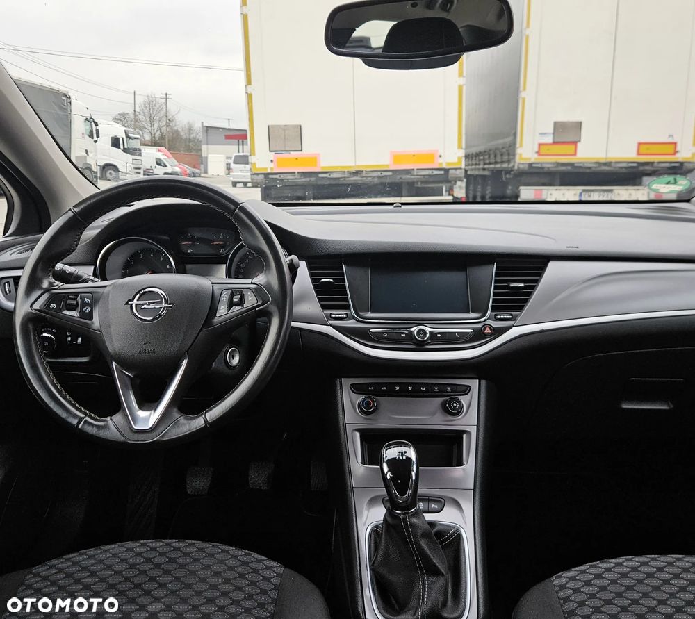 Opel Astra - 18
