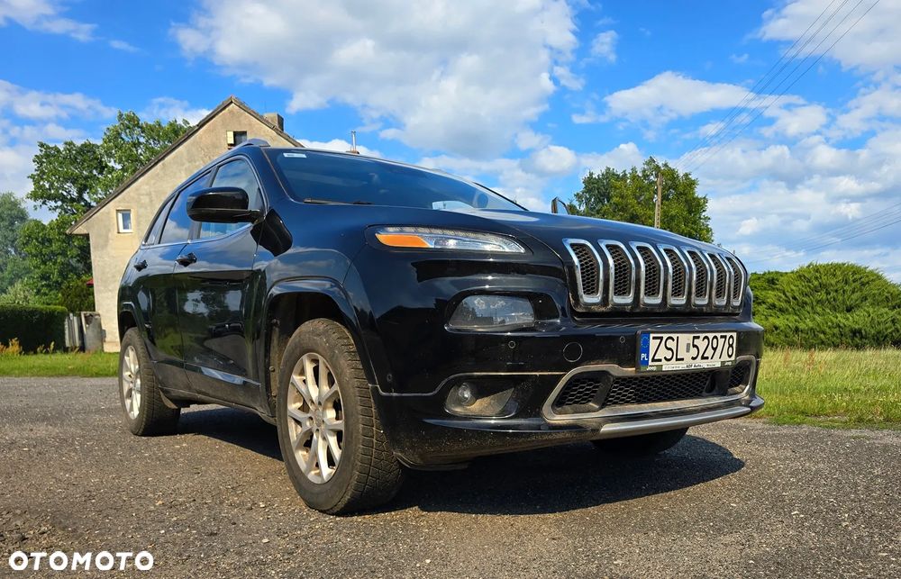 Jeep Cherokee - 4