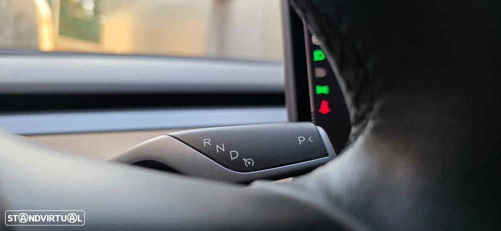 Tesla Model 3 Standard Range Plus RWD - 28