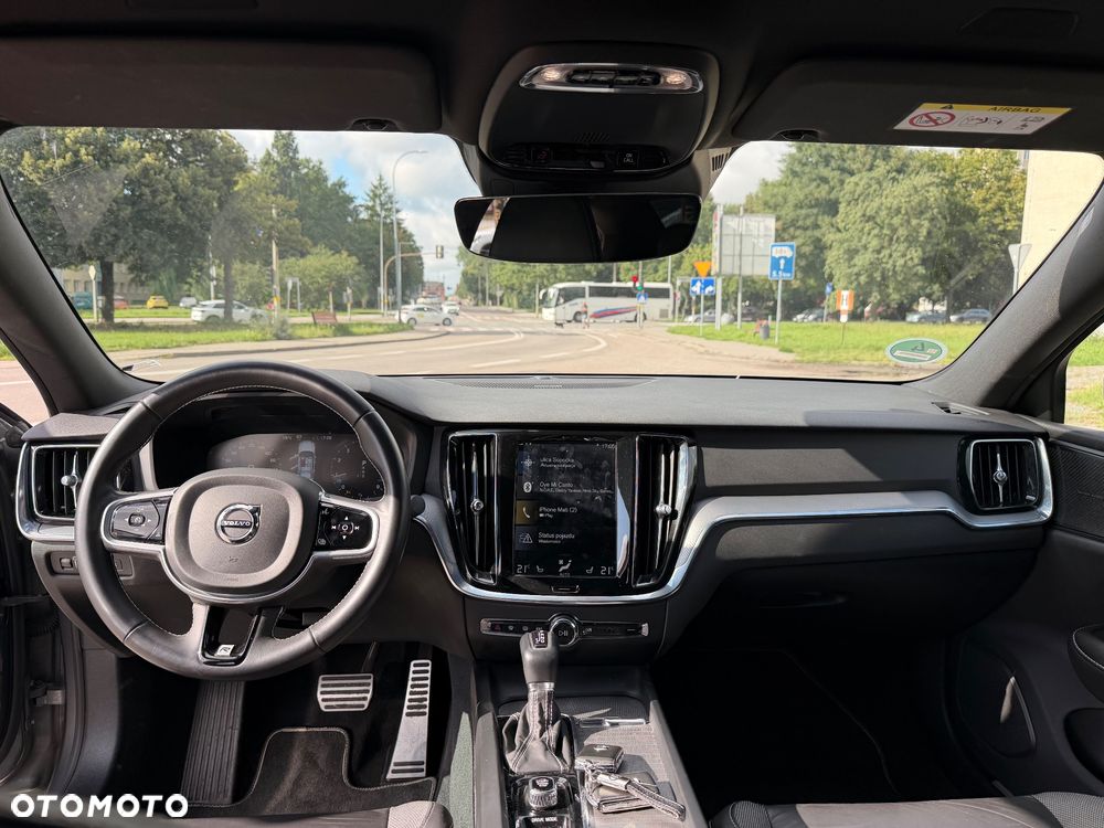 Volvo S60 T4 R-Design - 34