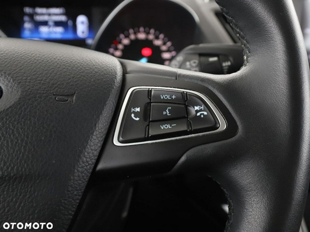 Ford Kuga 1.5 EcoBoost 2x4 Titanium - 30