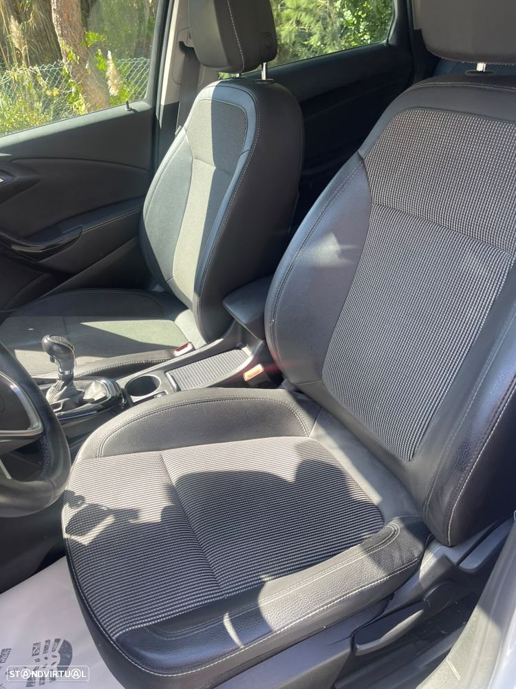 Opel Astra Sports Tourer - 4