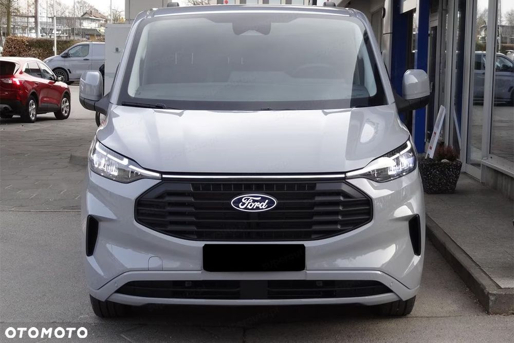 Ford Transit Custom 320 L2H1 Limited 2.0 150KM - 4