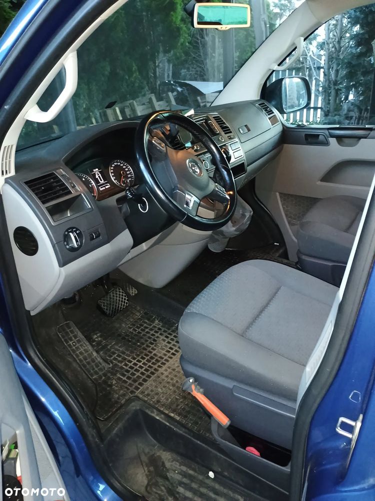 Volkswagen Transporter - 4
