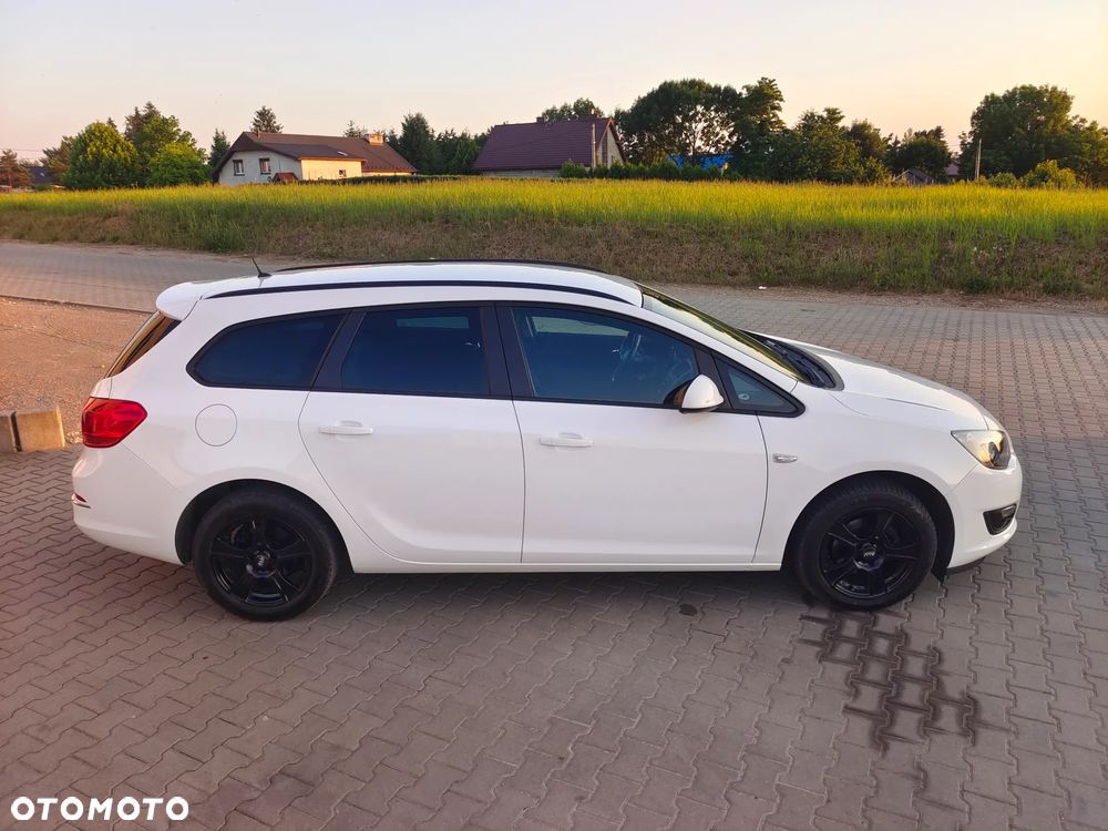 Opel Astra 1.4 T Cosmo EU6 - 19