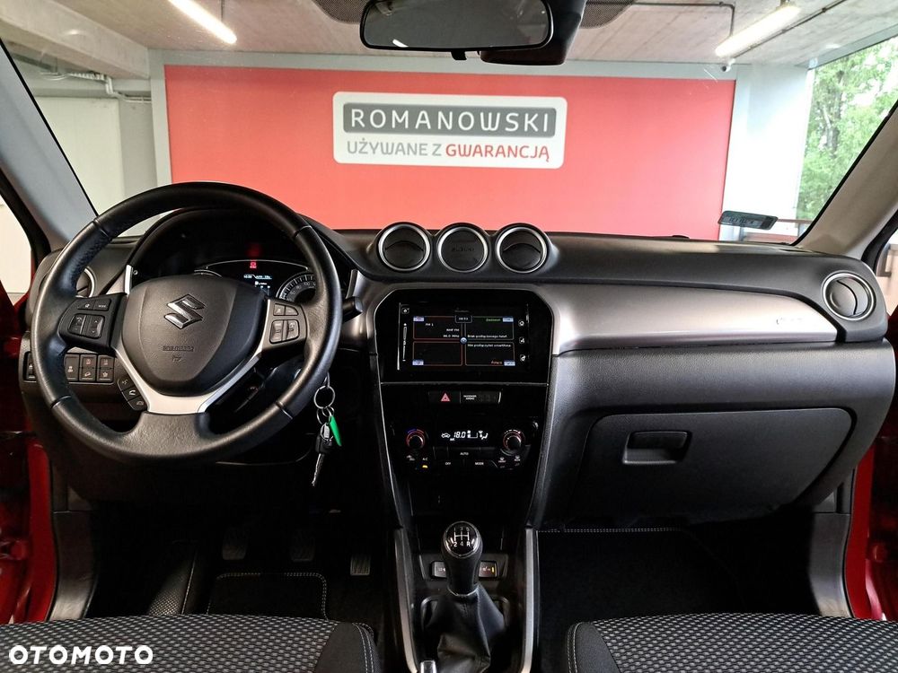 Suzuki Vitara 1.0 Boosterjet Premium 4WD - 17