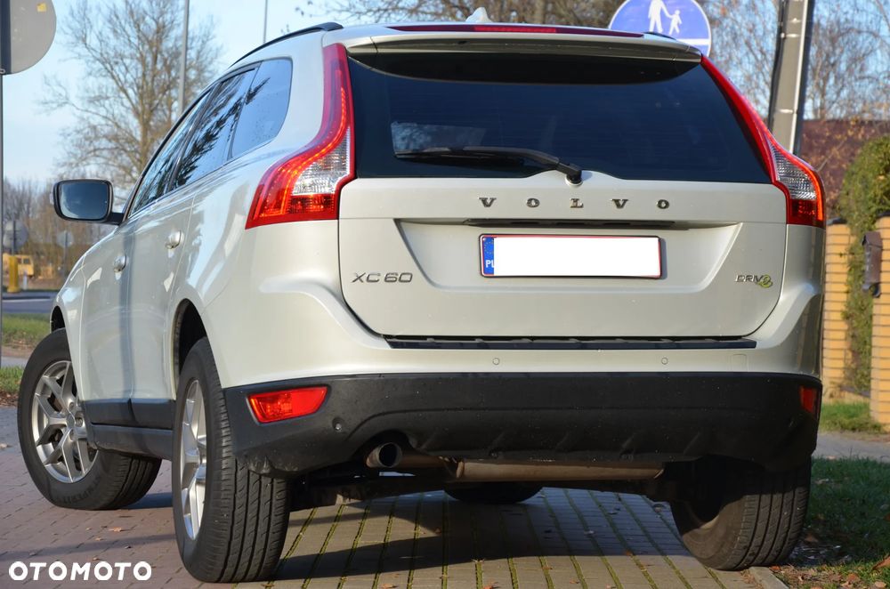 Volvo XC 60 D4 Momentum - 3