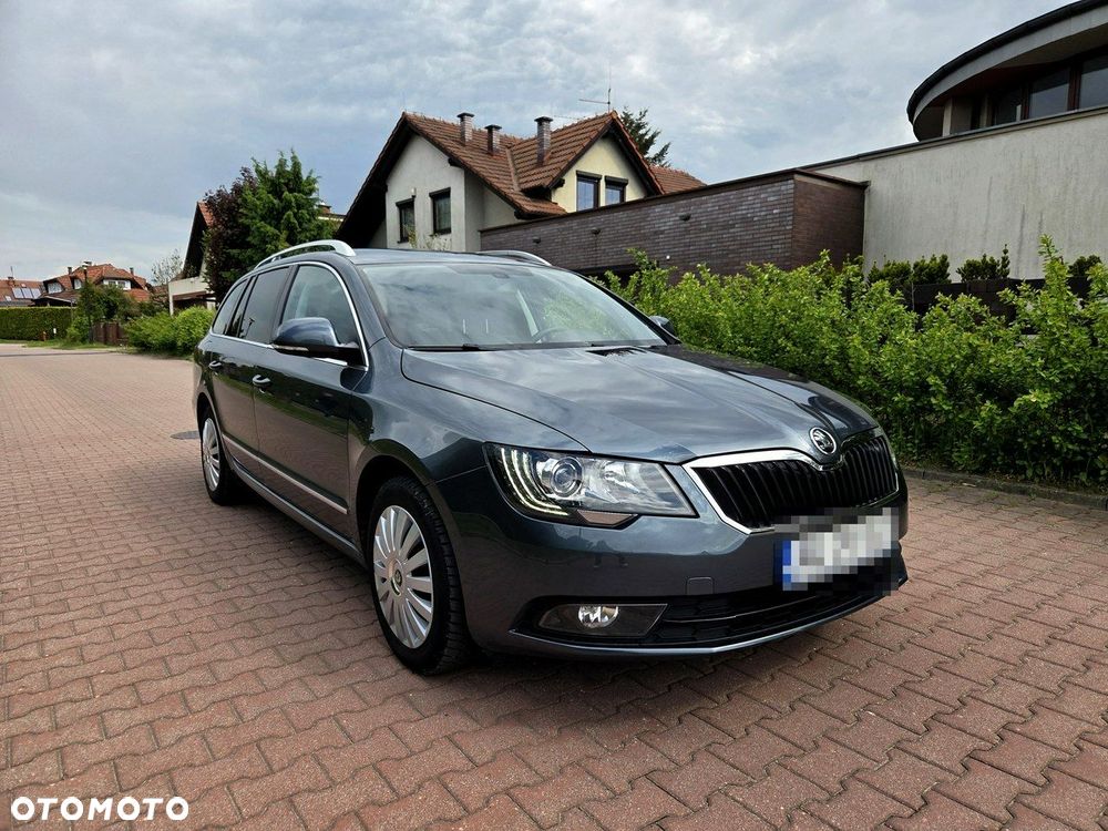 Skoda Superb 2.0 TDI Business - 2