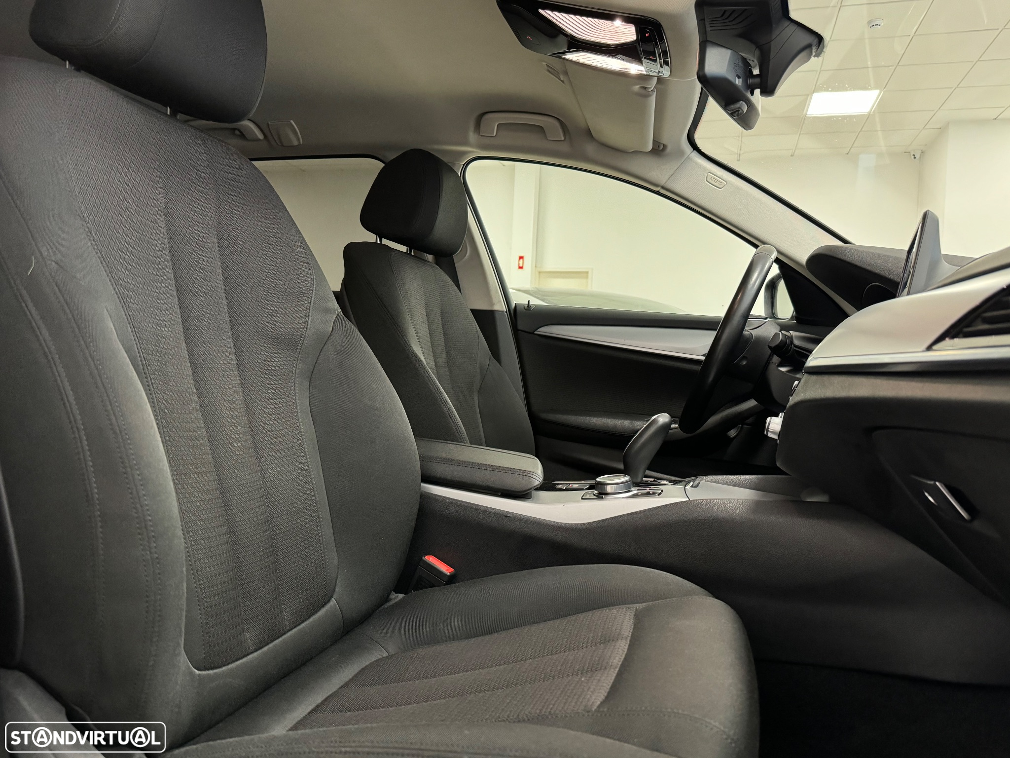 BMW 520 d Touring Aut. Sport Line - 34
