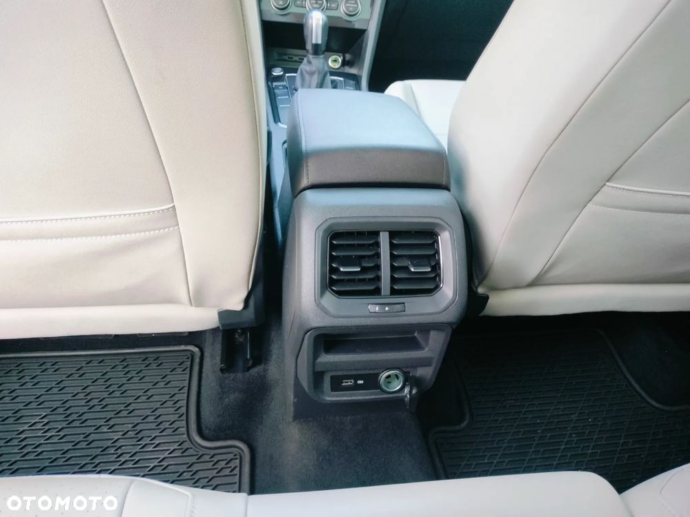 Volkswagen Tiguan Allspace - 30