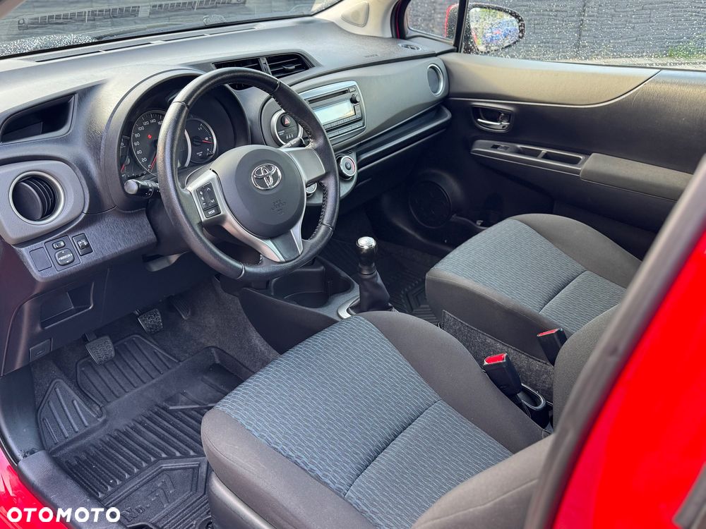 Toyota Yaris 1.0 Active - 10