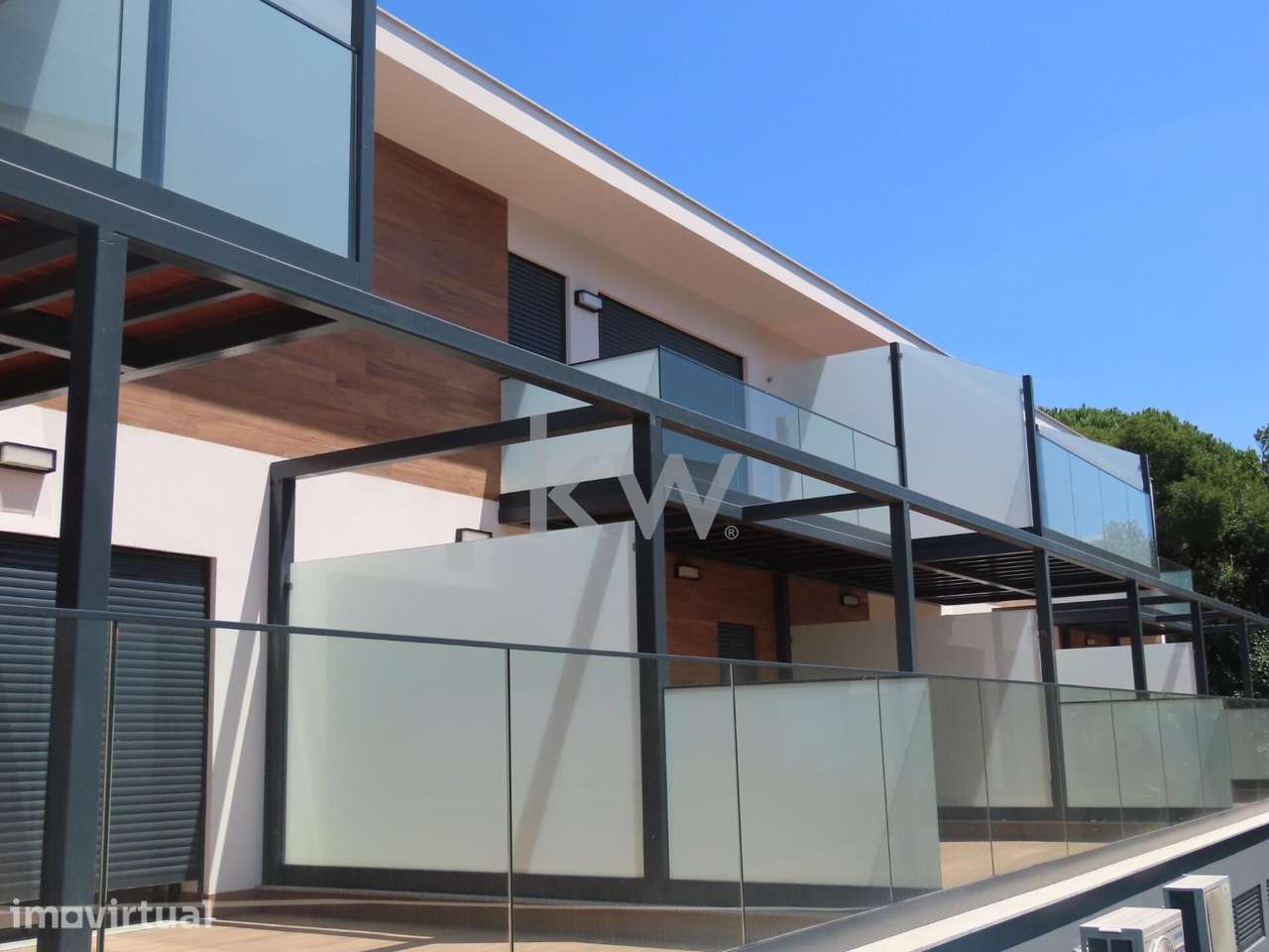 Moradia T4 de luxo em condomínio fechado em Leiria - Grande imagem: 3/24